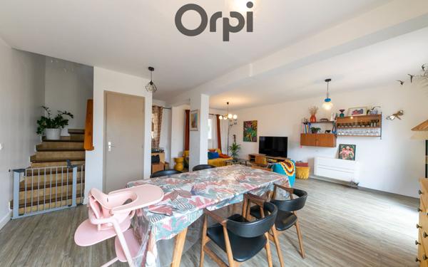 Maison à vendre    5 pièces •  Thuir