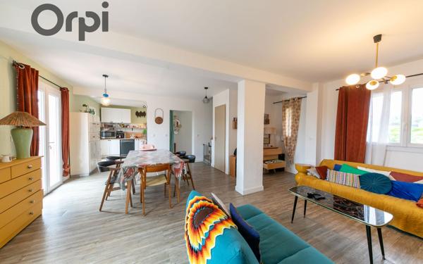 Maison à vendre    5 pièces •  Thuir