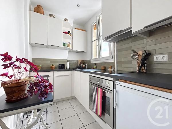 Appartement F3 à vendre  3 pièces - 62,59 m 2   PARIS  - 75012