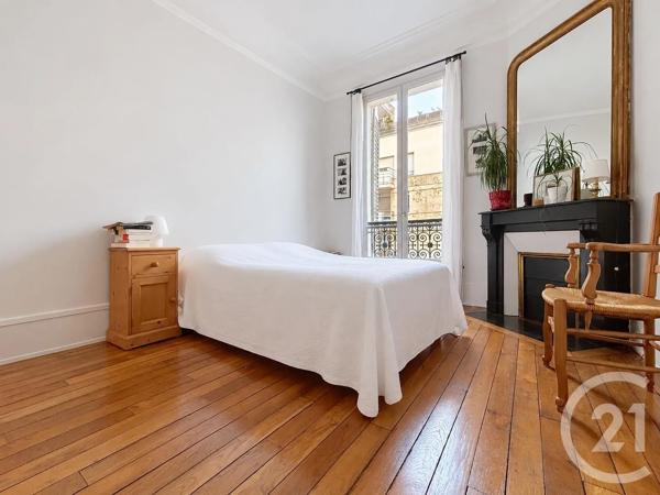 Appartement F3 à vendre  3 pièces - 62,59 m 2   PARIS  - 75012