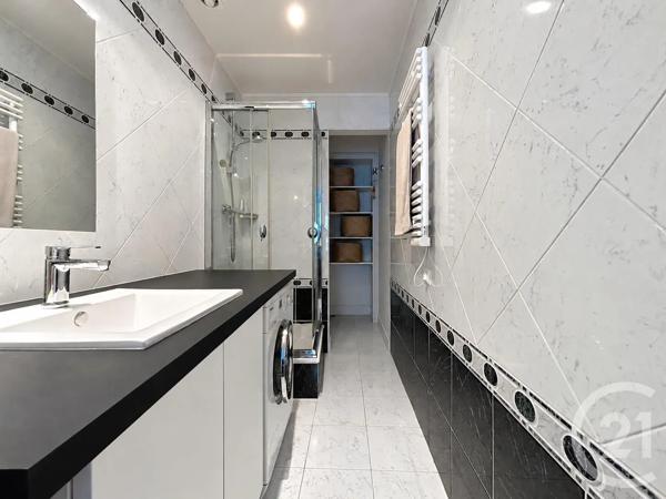 Appartement F3 à vendre  3 pièces - 62,59 m 2   PARIS  - 75012