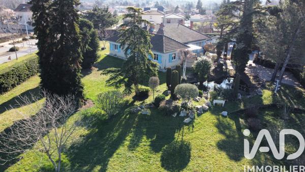 Maison à vendre 5 pièces 192 m² Saint-Just-Saint-Rambert