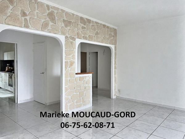 SAINT ETIENNE 42100 bel appartement de 104 m² 3 chambres et place de parking