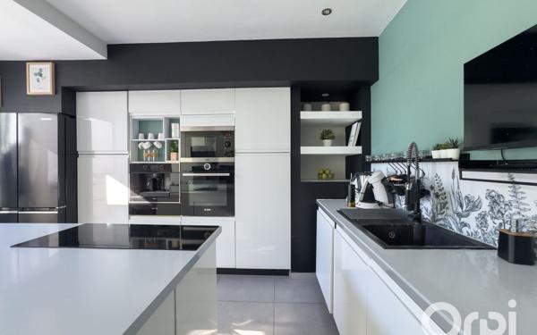 Maison à vendre    5 pièces •  Bellegarde