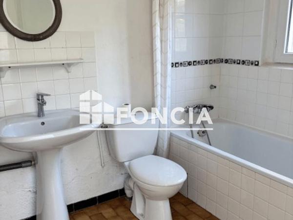 Location Maison 5 pièces 134.5 m² - 17 RUE GEORGES BIZET Arles 13200