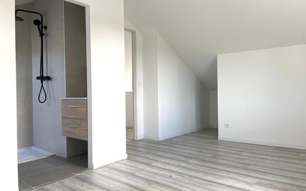 Appartement à vendre    6 pièces •  Montélimar