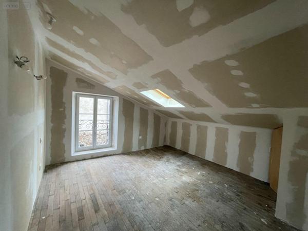 Maison à vendre à Fougerolles-du-Plessis en Mayenne (53190), ref : 493