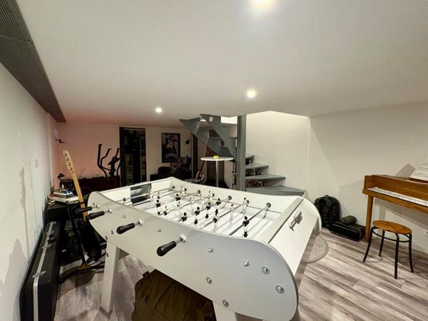 Maison de ville avec terrasse jardin et garage