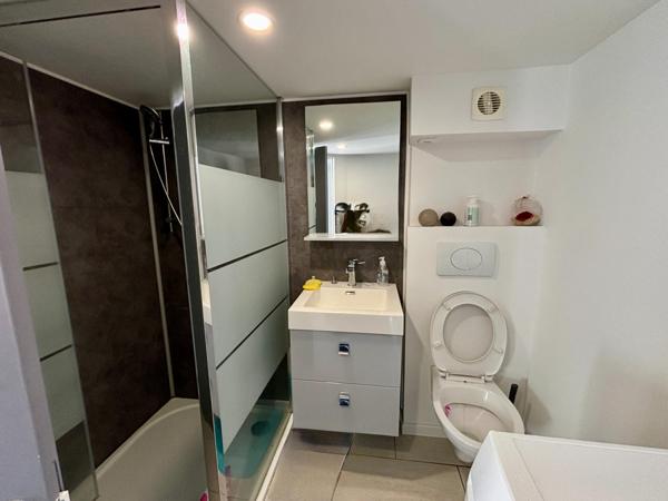 Maison de ville avec terrasse jardin et garage