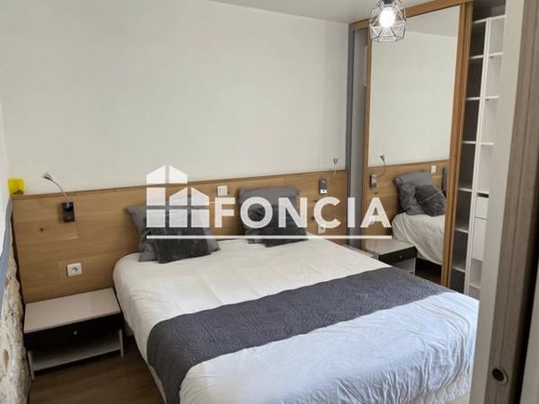 Location Appartement 2 pièces 32.69 m² - 3 COUR DU CENTRE Saint Cheron 91530