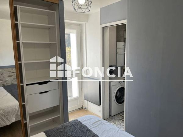 Location Appartement 2 pièces 32.69 m² - 3 COUR DU CENTRE Saint Cheron 91530