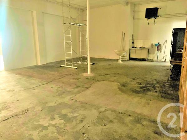 Immeuble à vendre  600 m2 ROANNE - 42