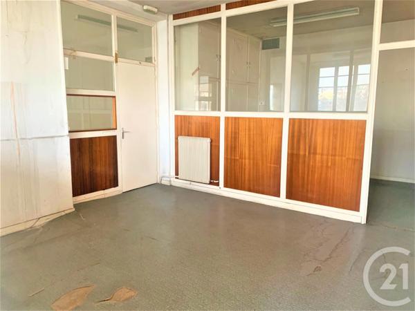 Immeuble à vendre  600 m2 ROANNE - 42