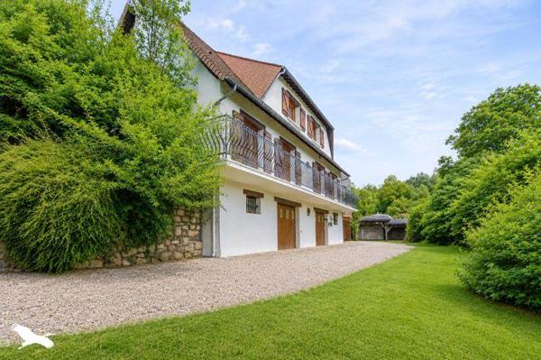 Maison 499 000 € Maule 7 p 175 m² DPE D