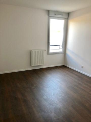 Grand T2 à Castanet Tolosan avec très belle terrasse sans vis à vis