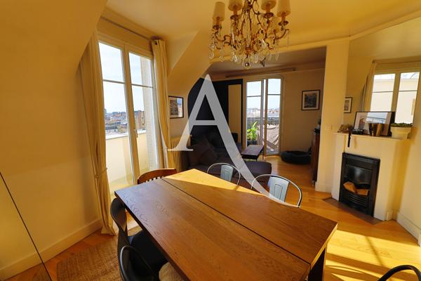 Appartement Courbevoie 3 pièce(s) 48.61 m2