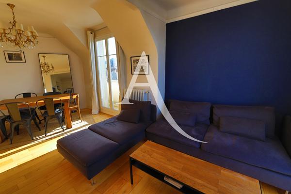 Appartement Courbevoie 3 pièce(s) 48.61 m2