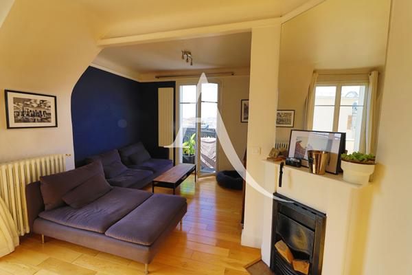 Appartement Courbevoie 3 pièce(s) 48.61 m2