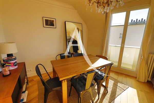 Appartement Courbevoie 3 pièce(s) 48.61 m2