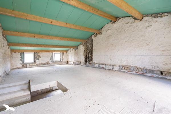 Immeuble à vendre 265 500 € Saujon 292 m² DPE D