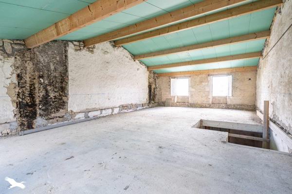 Immeuble à vendre 265 500 € Saujon 292 m² DPE D