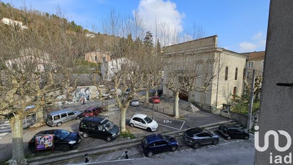 Appartement 2 pièces de 72 m² à Crest (26400)