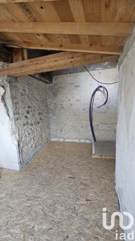 Appartement 2 pièces de 72 m² à Crest (26400)