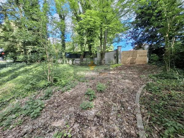 Vente                                                      Terrain
                        
                                         954 m2                     à Coulommiers