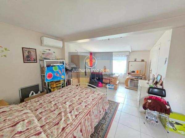 Vente                                                      Maison
                        
                     5 pièces                      96 m2                     à Villiers-le-Bel