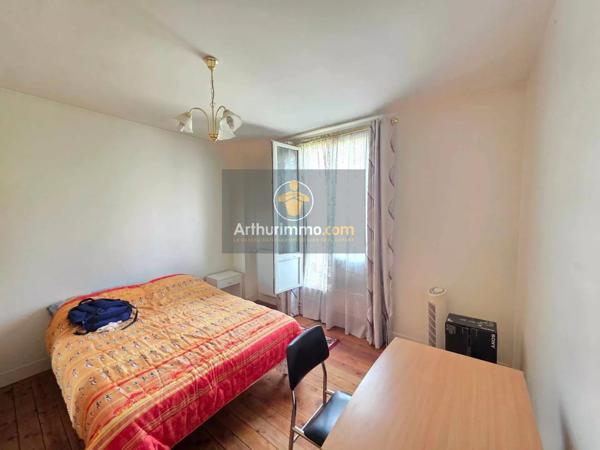 Vente                                                      Maison
                        
                     5 pièces                      96 m2                     à Villiers-le-Bel