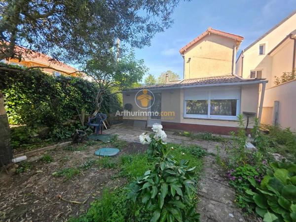Vente                                                      Maison
                        
                     5 pièces                      96 m2                     à Villiers-le-Bel