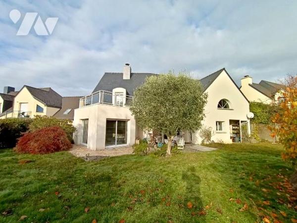 NOUVEAUTE - SEULEMENT CHEZ TRENTE CINQ NOTAIRES - dans un secteur calme et très recherché à 10 ...