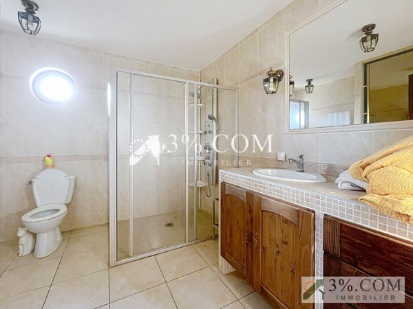 Maison 5 pièce(s) 3 chambre(s) 178 m²