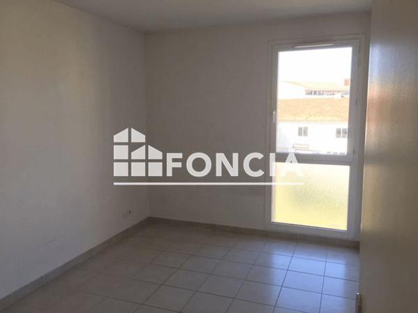 Location Appartement 3 pièces 62.86 m² - 100 RUE DES BOEUFS Aix En Provence 13100