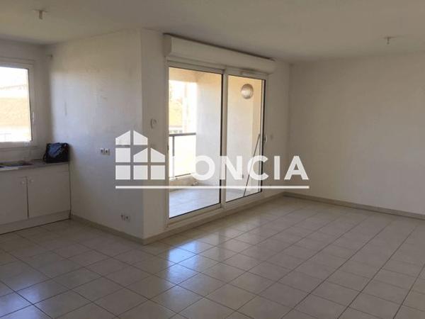 Location Appartement 3 pièces 62.86 m² - 100 RUE DES BOEUFS Aix En Provence 13100