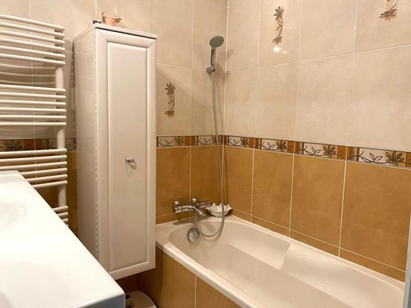 A VENDRE NANTES/PROCE APPARTEMENT BALCON/PARKING/CAVE