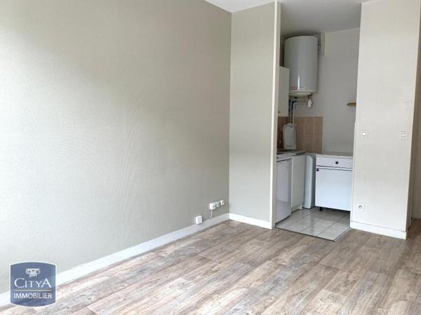 Appartement à louer 1 pièce 20.04m² Tours (37000)