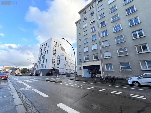 Garage - Parking à vendre à Rennes en Ille-et-Vilaine (35700), ref : 112
