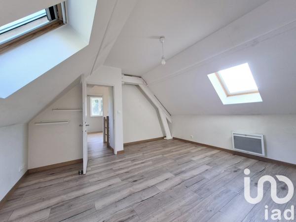Maison traditionnelle 3 pièces de 68 m² à Mériel (95630)