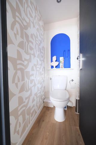 APPARTEMENT 2 PIECES ATYPIQUE – ETAGE ELEVE – PANORAMA EXCEPTIONNEL - PARKING
