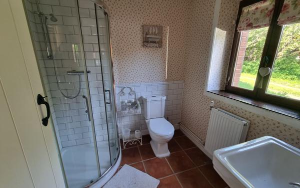 Maison à vendre    6 pièces • 220 m2 Saint-Priest-Ligoure