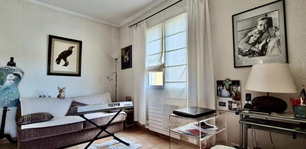 Haut de villa au calme à Juan les Pins