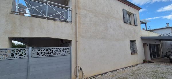 Haut de villa au calme à Juan les Pins