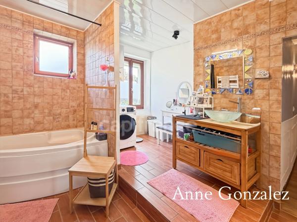 ORLEANS Centre, rue du faubourg Bannier à vendre  appartement T5 de 96m2 avec garage, au calme dans petite copropriété