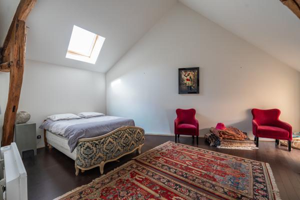 Maison
         15 pièces
        - 421 m² Exclusivité 749 000 € *