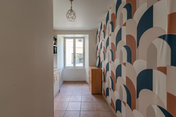 Maison
         15 pièces
        - 421 m² Exclusivité 749 000 € *