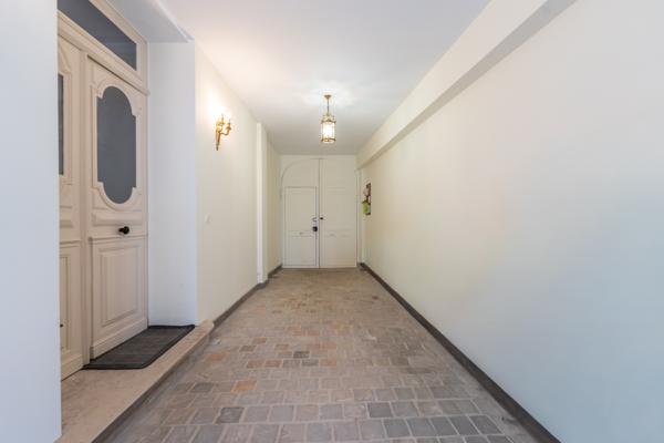 Maison
         15 pièces
        - 421 m² Exclusivité 749 000 € *