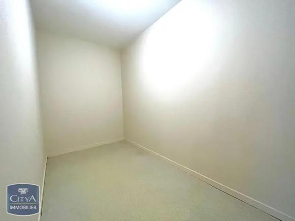 Appartement à louer 2 pièces 71.68m²