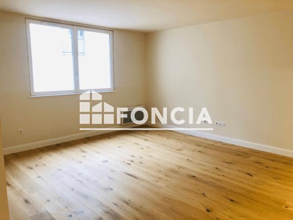 Location Appartement 3 pièces 70.96 m² - 9 RUE GALLOIS Blois 41000