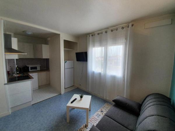 LA FAUTE SUR MER 85460 RARISSIME A 500 M DE LA PLAGE APPARTEMENT TYPE 2 / 1 CHAMBRE AVEC ACCES TERRASSE